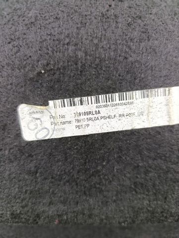 Полку салону, задня (багажного відсіку) 799105RL0A NISSAN