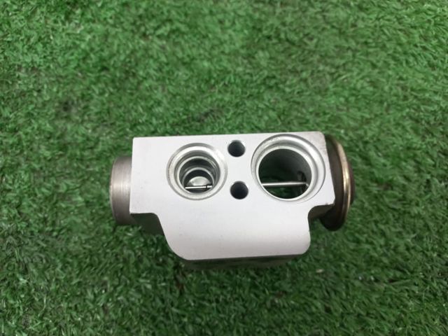 Клапан TRV, кондиціонера 7L0820679B VAG