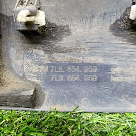 Молдинг переднього лівого крила 7L6854959 VAG