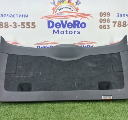 Обшивка кришки багажника 7L6867605 VAG