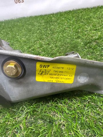 Склоочисник дверей задка 7M0955711 TOYOTA