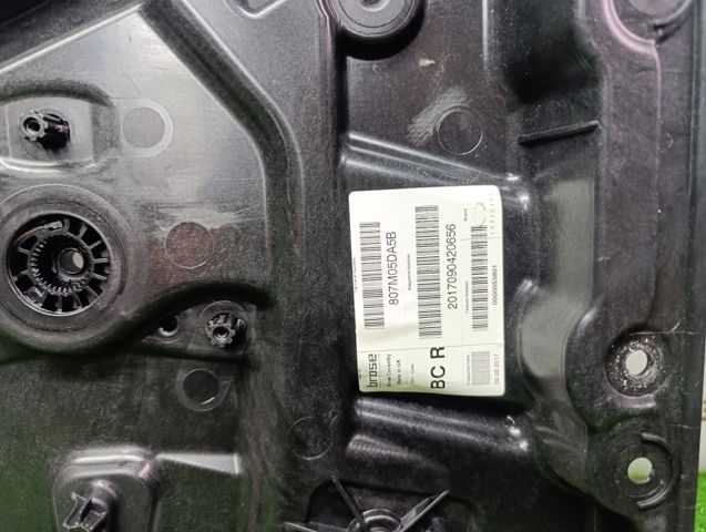 Механізм склопідіймача двері передньої, правої 807205DM0A NISSAN