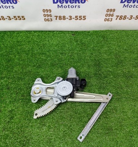 Склопідйомник задніх правих дверей 827201U600 NISSAN