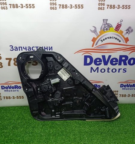 Двигун стеклопод'емника двері задньої, лівої 827315DM0A NISSAN