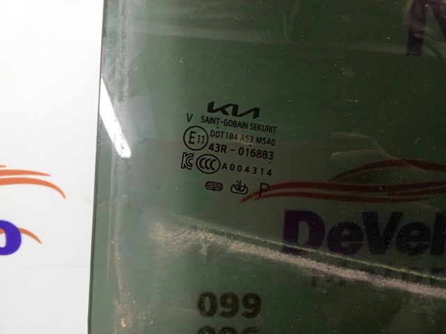 Скло заднє праве 83420CV020 HYUNDAI