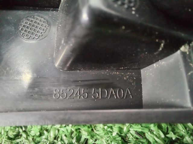 Кронштейн бампера заднього, лівий 852455DA0A NISSAN