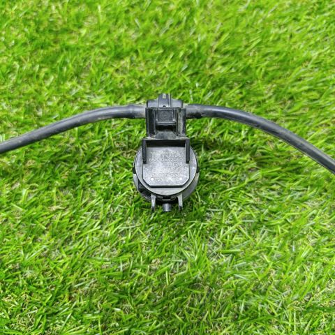 Мотор омивача скла передній/задній 8533042010 TOYOTA