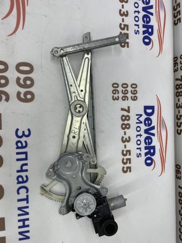 Моторчик склопідйомника двері задніх, лівих 8572078021 TOYOTA