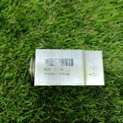 Клапан розширювальний 922001JA1A NISSAN