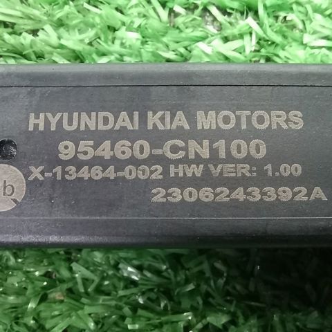 Підсилювач сигналу антени 95460CN100 HYUNDAI