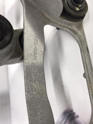 Кронштейн компресора кондиціонера 97703GI000 HYUNDAI