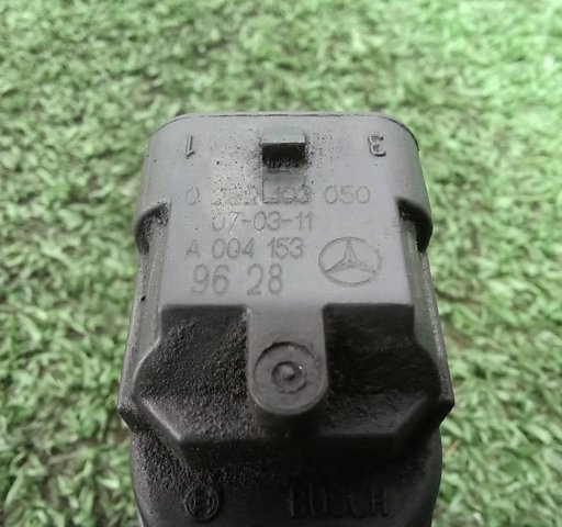 Датчик обуртів распредвалу A0041539628 MERCEDES