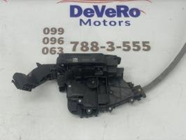 Замок задніх дверей, лівих A0997304100 MERCEDES
