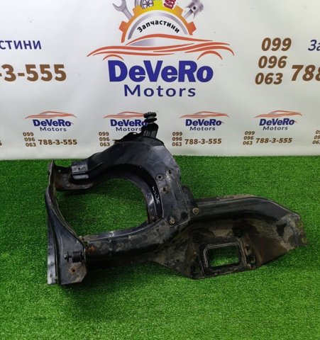 Рамка радіатора ліва A1646200391 MERCEDES