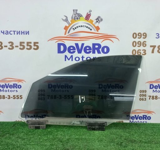 Скло водійських дверей A1647200720 MERCEDES