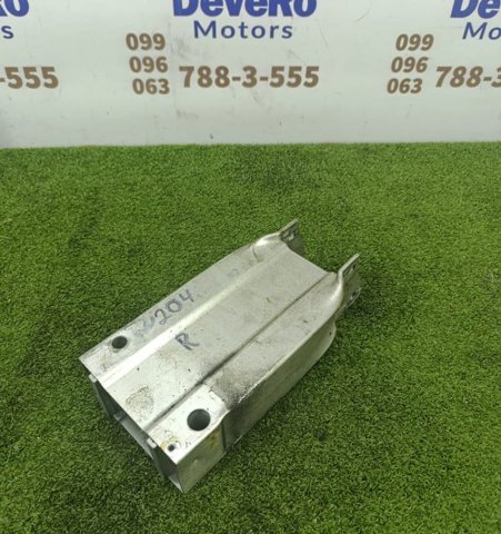 Кронштейн підсилювача переднього бампера A2046200995 MERCEDES