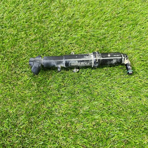 Форсунка омивача фари передньої, правої A2218601447 MERCEDES