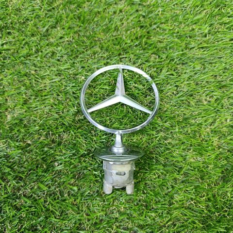 Орнамент і декоративні написи A2218800086 MERCEDES