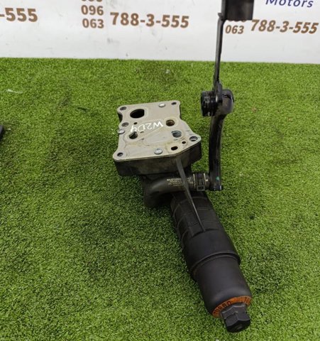 Корпус масляного фільтра A2711801410 MERCEDES