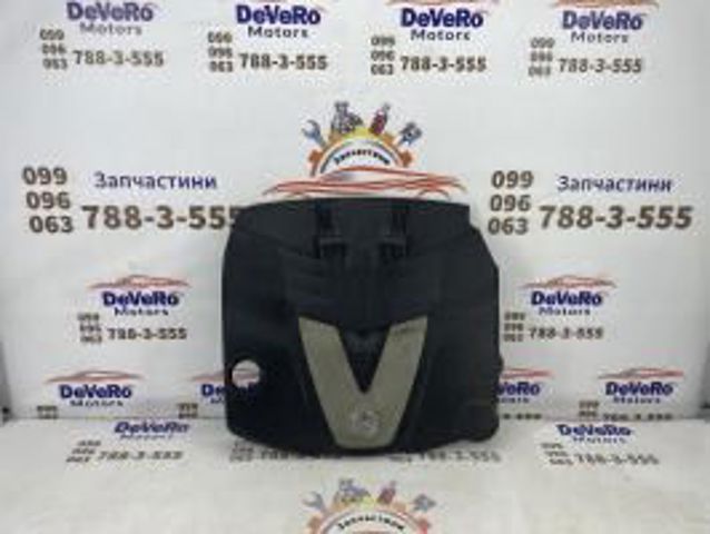 Кришка двигуна декоративна A6420101767 MERCEDES