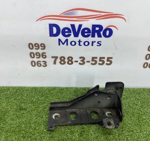 Кронштейн супорту радіатора нижнього ASU780231 LAND ROVER