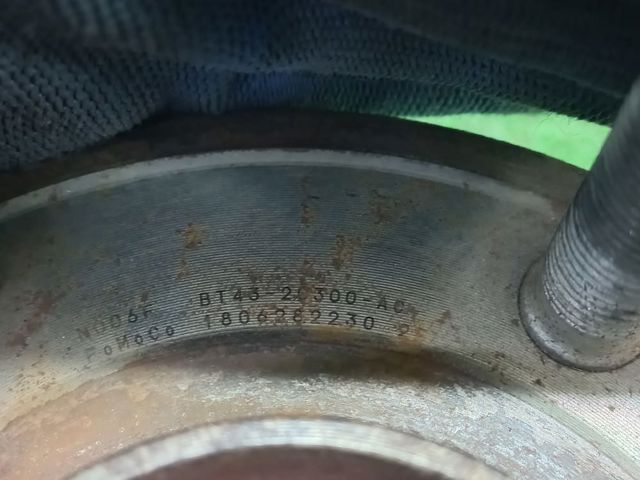Маточина колеса передня BT4Z1104B FORD