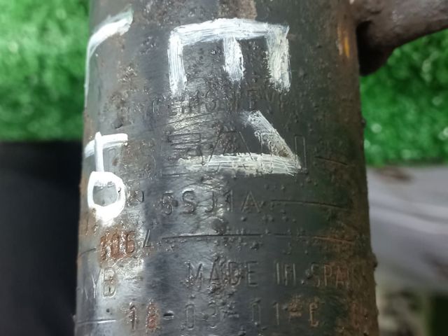 Амортизатор передньої підвіски, лівий E43035SA1B NISSAN