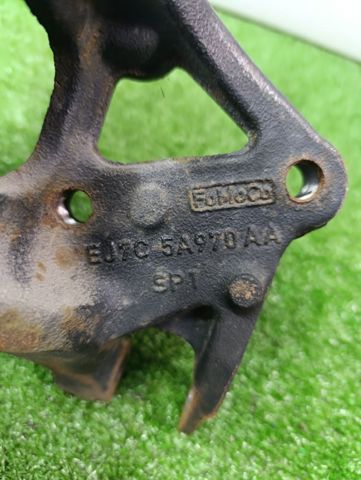 Цапфа поворотна права EJ7Z5A968B FORD