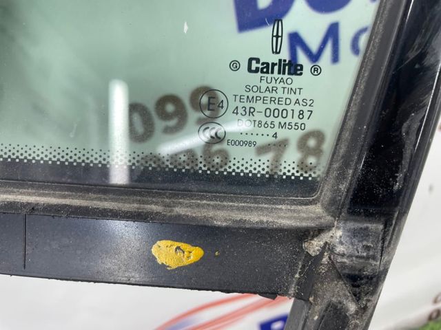 Направляюча скла рамки двері, переднього ліва EJ7Z7821597A FORD