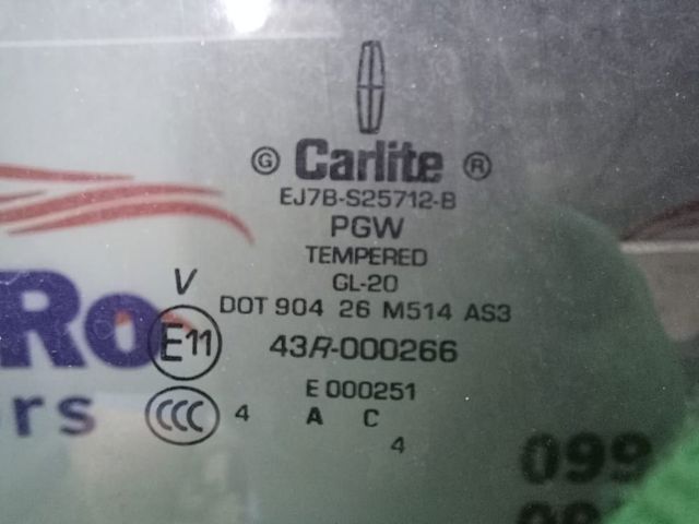 Скло заднє праве EJ7Z7825712B FORD