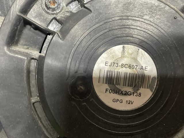 Дифузор радіатора охолодження, в зборі з двигуном і крильчаткою EJ7Z8C607C FORD