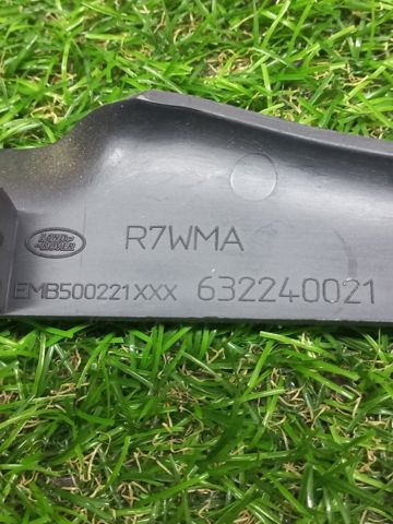 Обшивка стійки кузова внутрішня, передня права EMB500221PVJ LAND ROVER