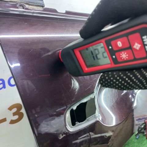 Пасажирські передні двері H010M1LAAA NISSAN