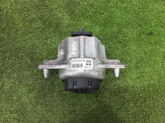 Кронштейн подушки (опори) двигуна, правої JK836A002GB JAGUAR