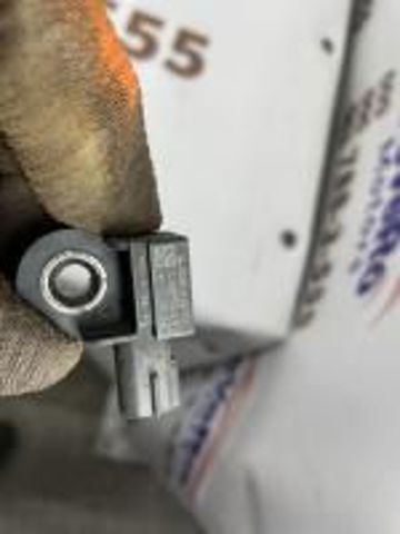 Датчик Ейрбег передній LR028853 LAND ROVER