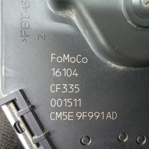 Блок дросельної заслінки LR049646 LAND ROVER