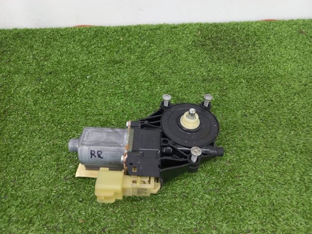 Склопідйомник задніх правих дверей LR078165 LAND ROVER