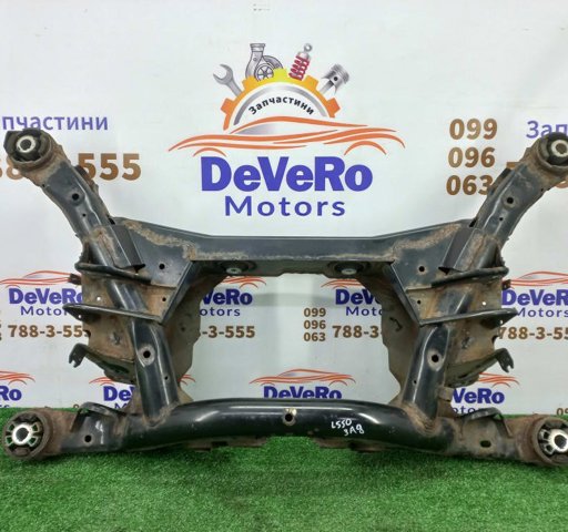 Балка задньої підвіски поперечна LR078717 LAND ROVER