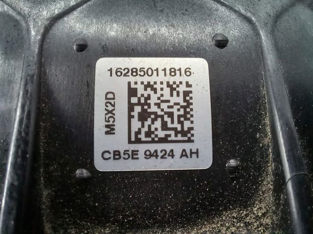 Колектор впускний LR083482 LAND ROVER