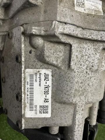 Коробка роздавальна в зборі LR095156 LAND ROVER