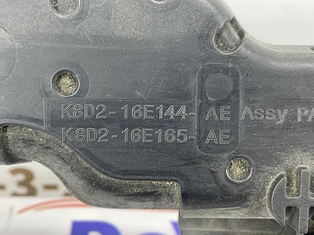 Рамка радіатора верхня LR117299 LAND ROVER