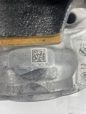 Подушка КПП LR155919 LAND ROVER