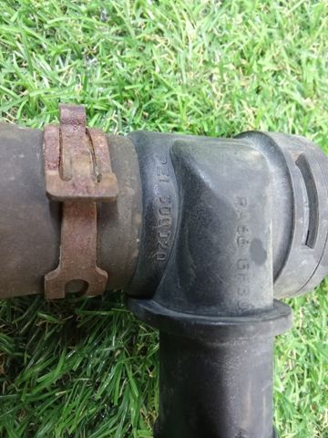 Водяний патрубок PEI500020 LAND ROVER