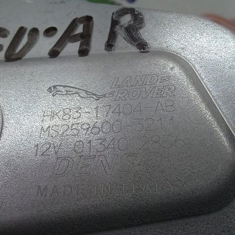 Склоочисник дверей задка T4A1100 JAGUAR