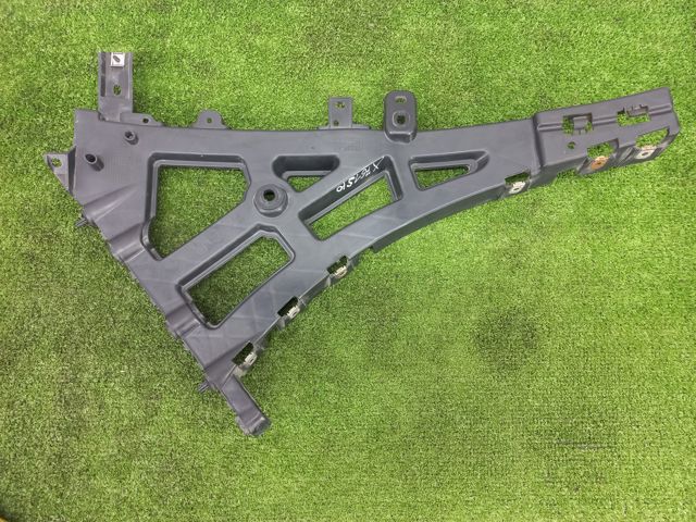 Напрямна заднього бампера, права T4A13086 JAGUAR