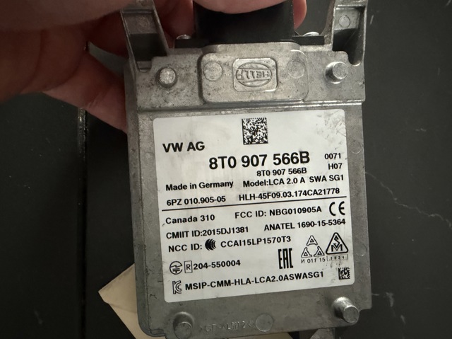 Радар зміни смуги руху 8T0907566B VAG
