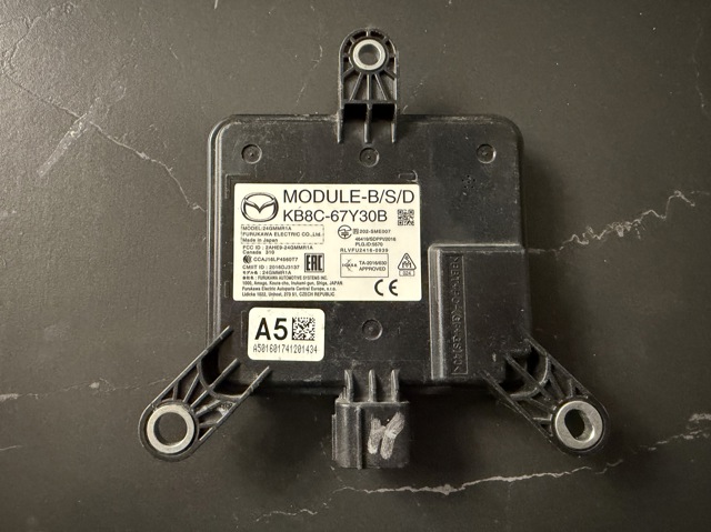 Датчик контролю мертвої зони, задній KB8C67Y30B MAZDA
