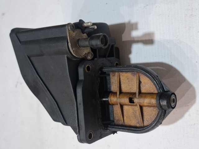 Повітряна заслонка колектора 0001400431 MERCEDES