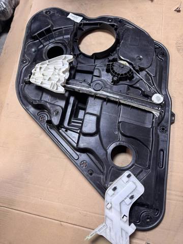 Механізм склопідйомника двері задньої, лівої 834713S001 HYUNDAI