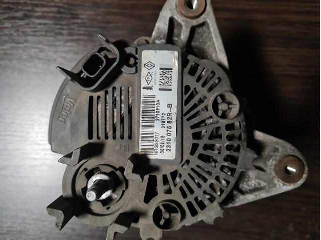 Авто генератор 231007582R RENAULT